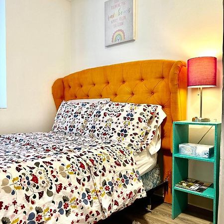 Micro Studio Apartment In University District- 10 Mins Walk To University Of Wa Seattle Exteriör bild