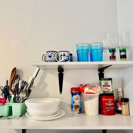 Micro Studio Apartment In University District- 10 Mins Walk To University Of Wa Seattle Exteriör bild